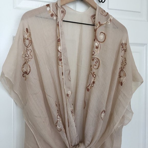 FREE Kimono - Must Add Listing To Bundle - Picture 4 of 8